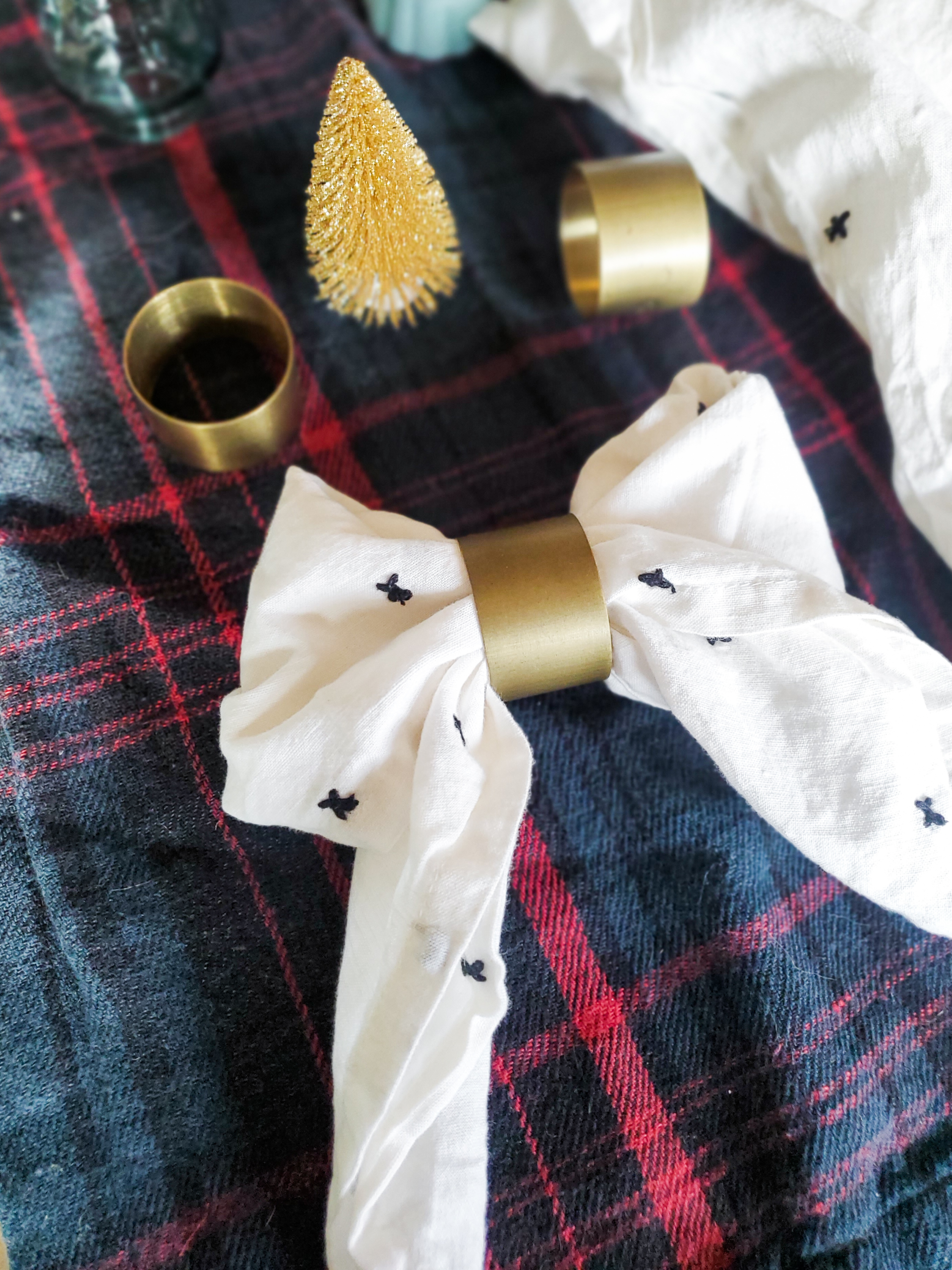 Elevate Your Christmas Tablescape With Easy Cloth Bow Napkins