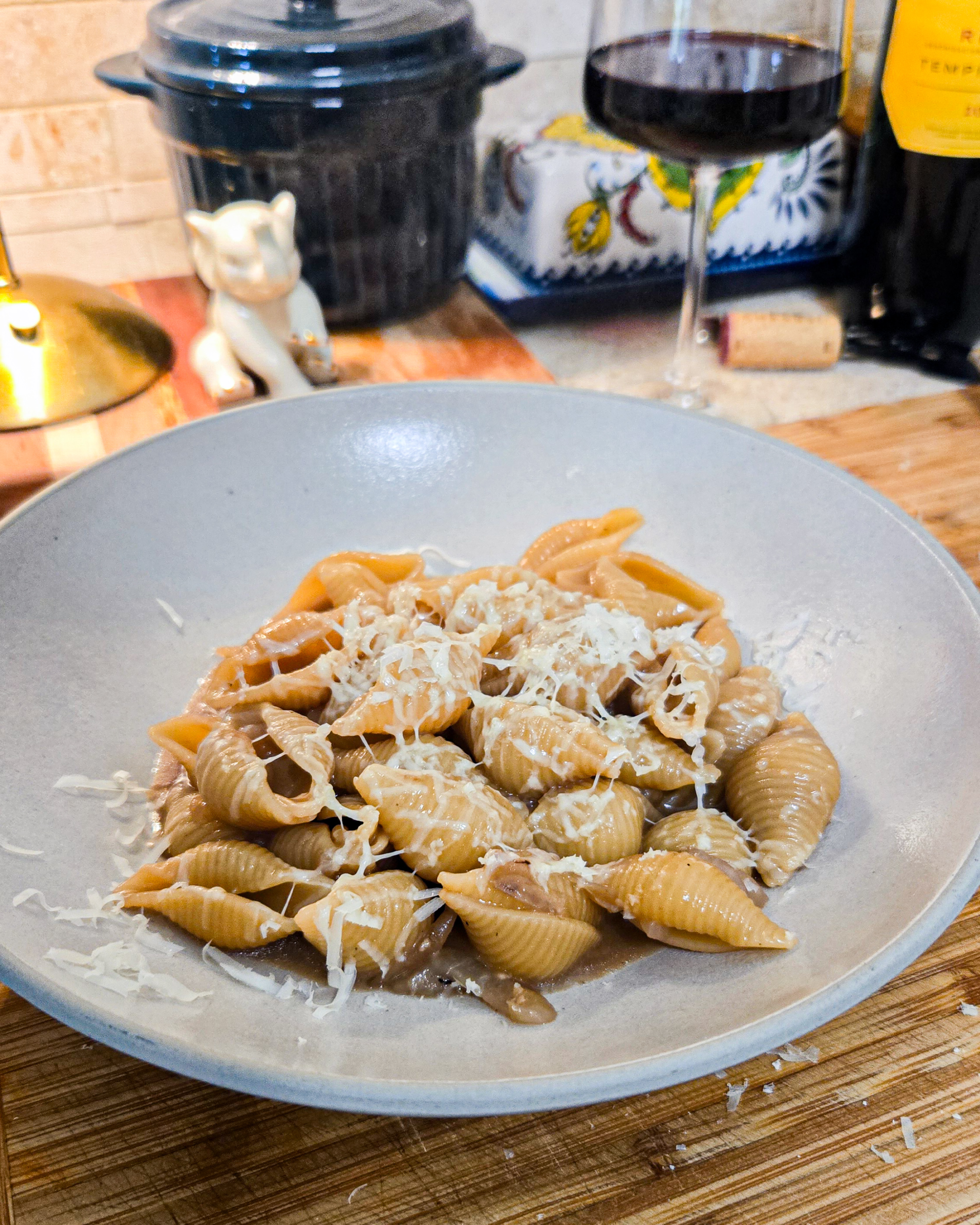 One Pot French Onion Pasta (Ready in 30 Minutes)